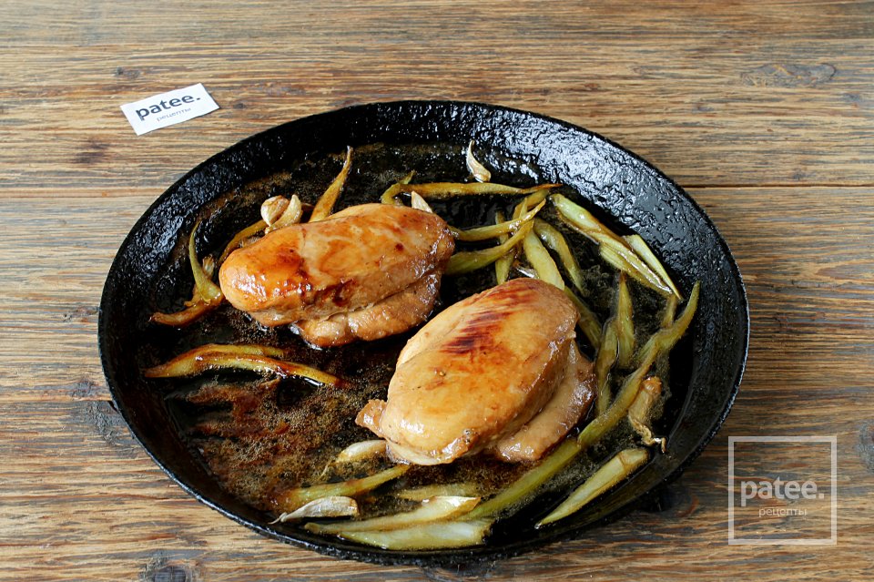 Куриная грудка с медом и соевым соусом - Шаг 11