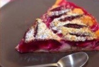 Клафути со сливами