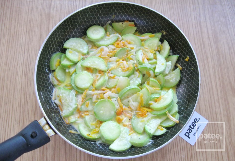 Кабачки по-венгерски - Шаг 9