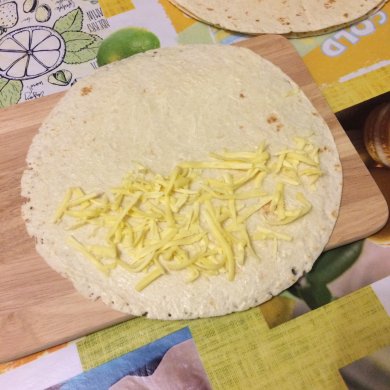 Кесадия с курицей и сыром - Шаг 3
