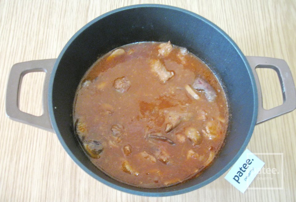 Свинина с куриной печенью в красном вине - Шаг 14