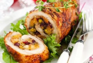 Рулет из индейки и кураги