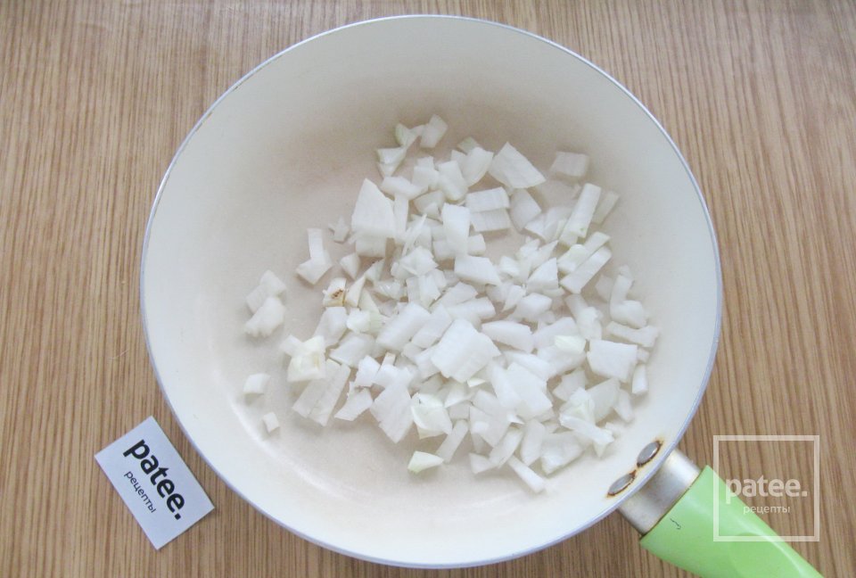 Жареные пирожки с капустой на кефире - Шаг 9