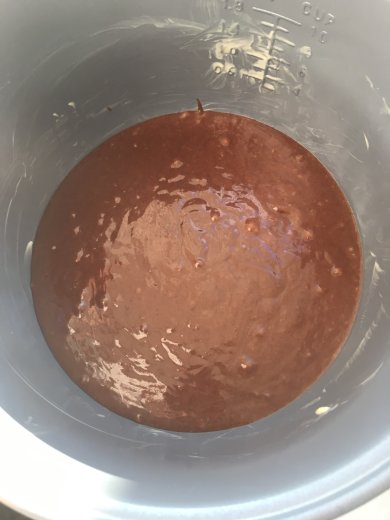 Шоколадный пирог с творожными шариками в мультиварке - Шаг 10