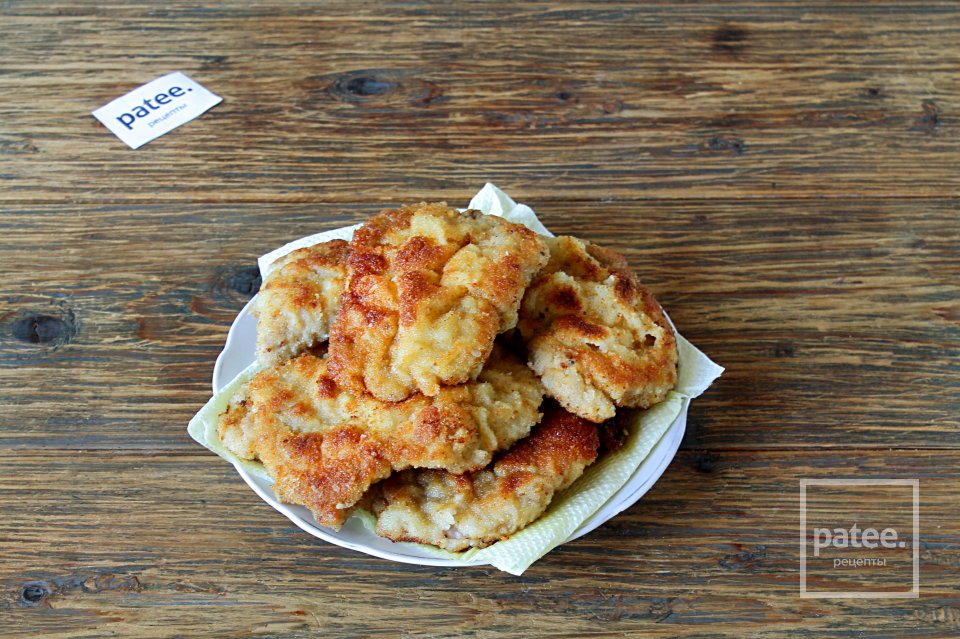 Свиные биточки в сухарях - Шаг 8