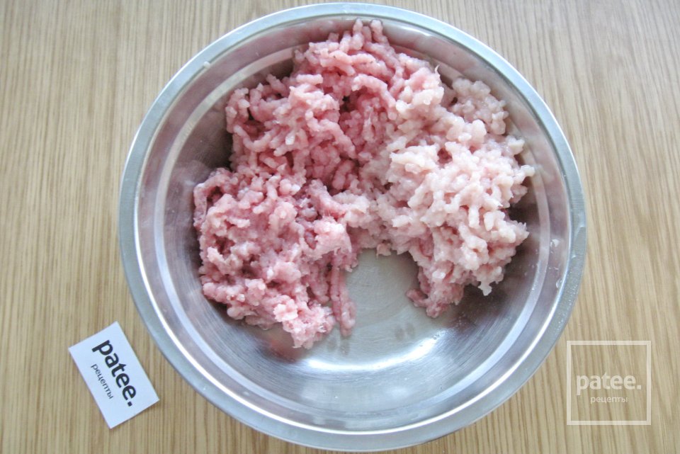 Мясные зразы с баклажанами - Шаг 2