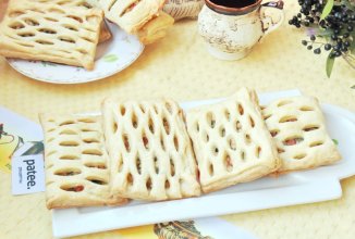 Слойки с курицей и ветчиной