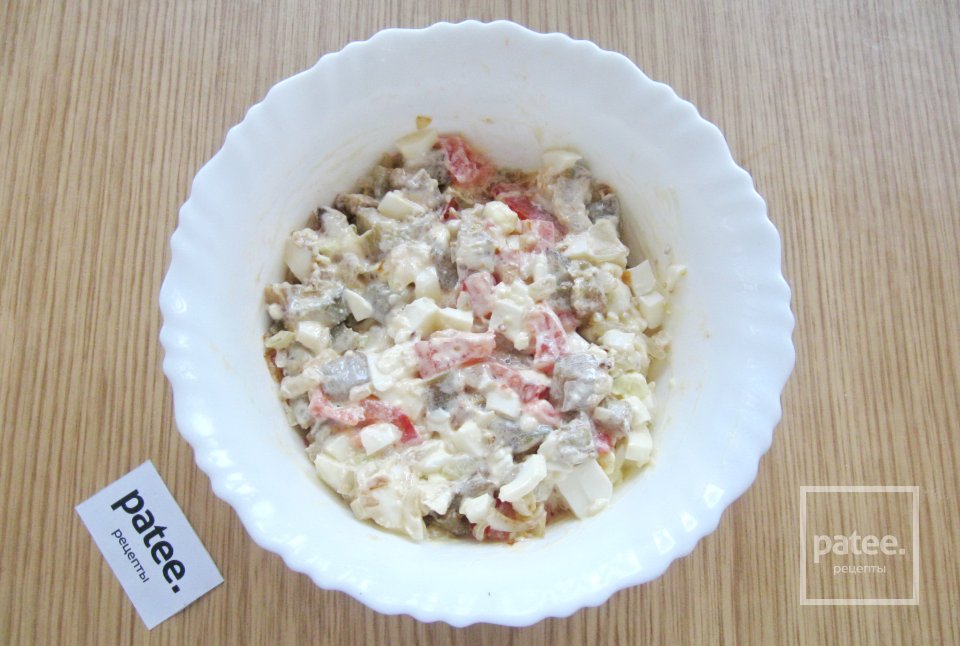 Салат из баклажанов с яйцом и помидорами - Шаг 13