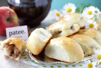 Пирожки с яблоками