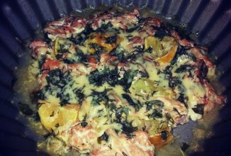 Горбуша,запеченная с луком и пармезаном