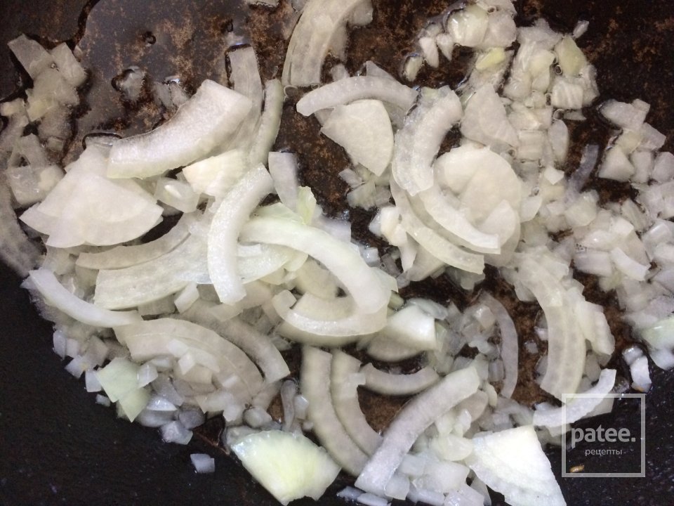 Паста с грибами лисичками в сливочном соусе - Шаг 2
