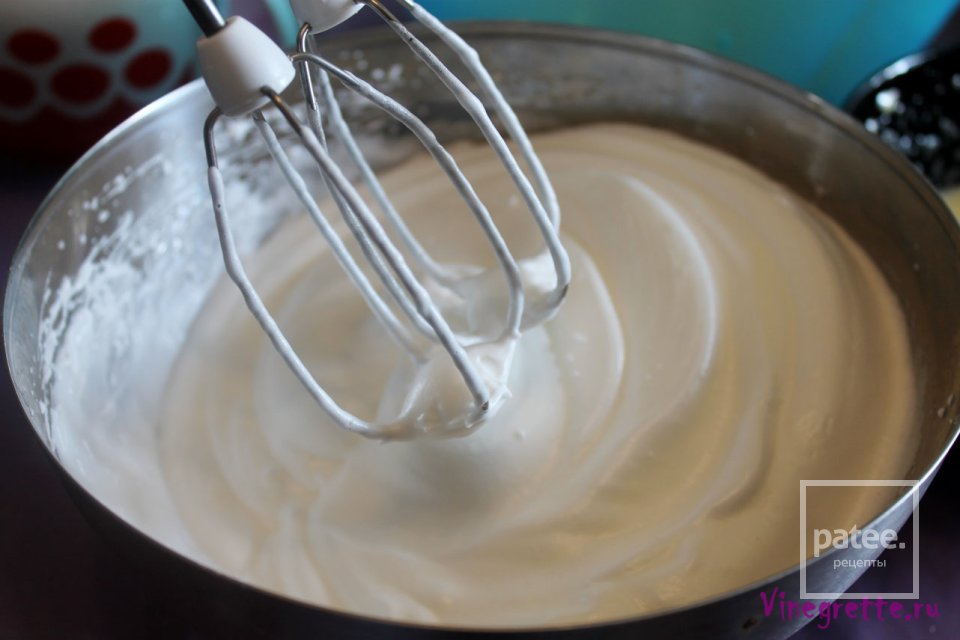 Манная запеканка с вишней - Шаг 6