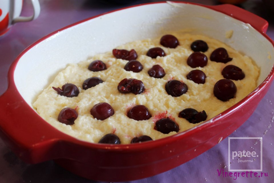 Манная запеканка с вишней - Шаг 9