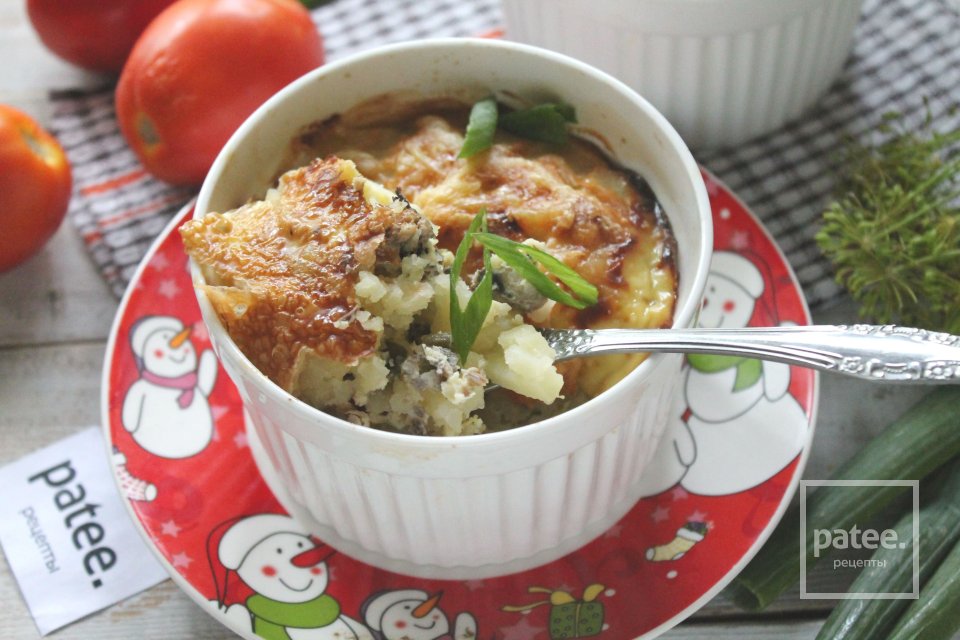 Картофельная запеканка с сайрой - Шаг 16