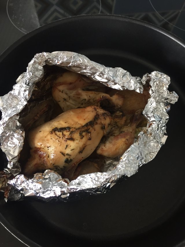 Цыплёнок корнишон и макароны с тимьяном