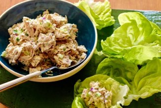 Испанский салат с тунцом