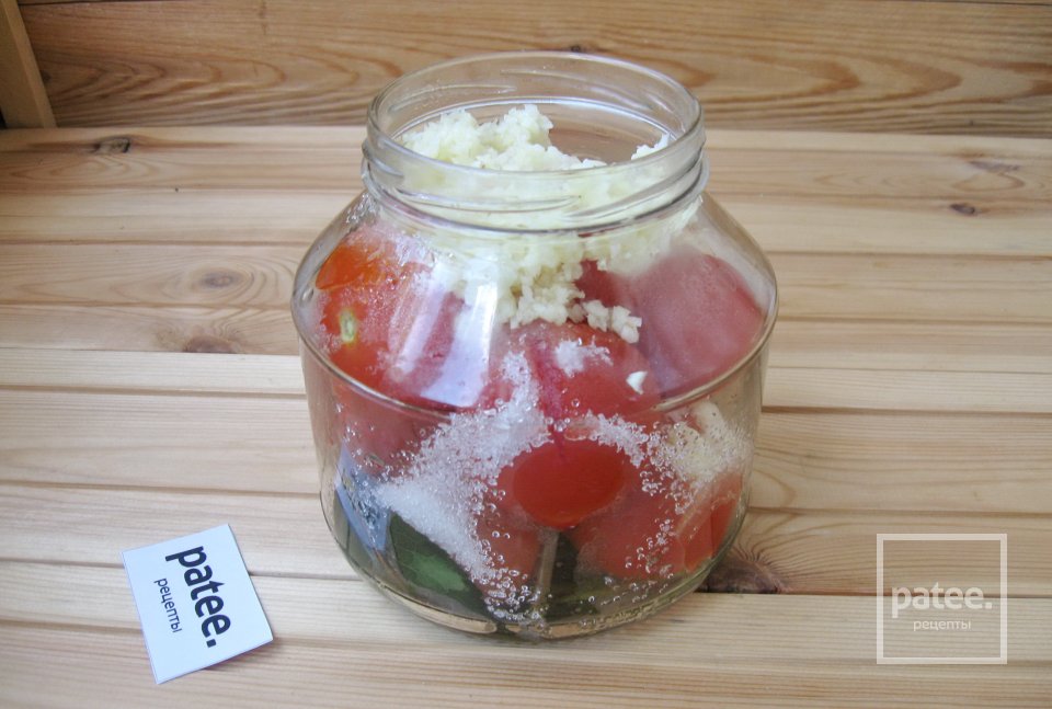 Маринованные помидоры "под снегом" - Шаг 11