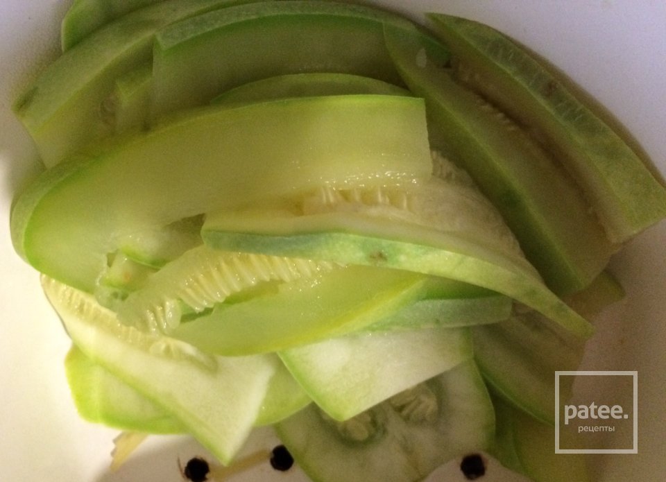Кабачки под сыром - Шаг 2
