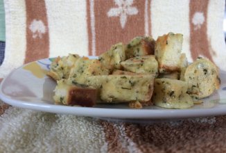 Гренки с чесноком🐣