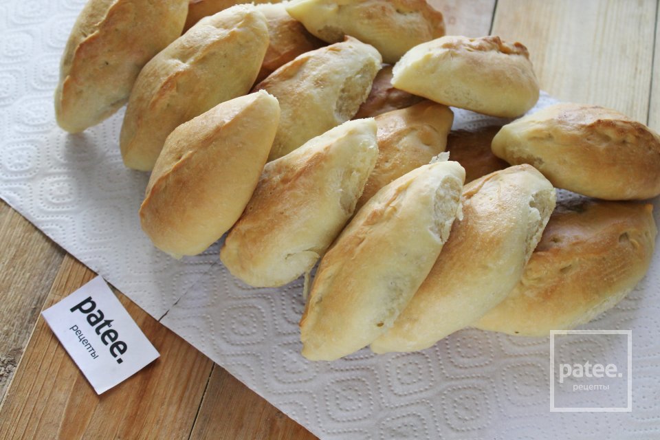 Пирожки с грибами и куриным фаршем в духовке - Шаг 22