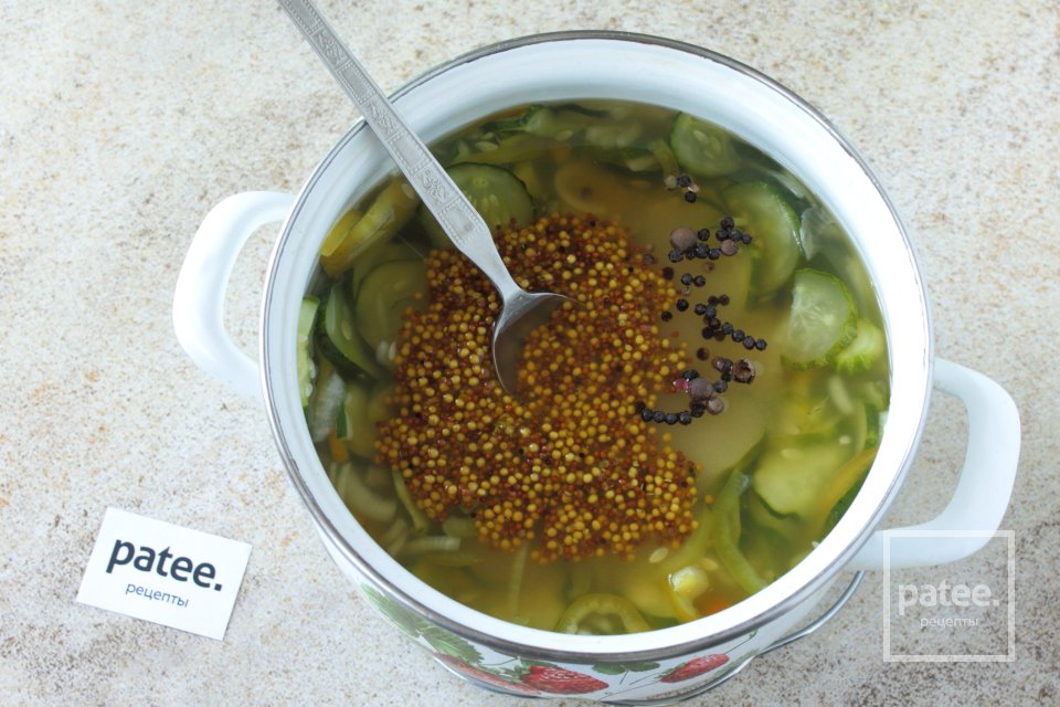 Салат из огурцов по-американски - Шаг 9