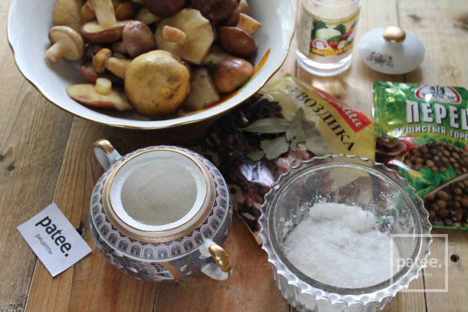 Маринованные грибы ассорти - Шаг 1