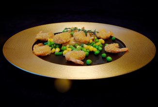 Хрустящие креветки с овощами