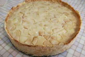 Пирог сметанный с грушами