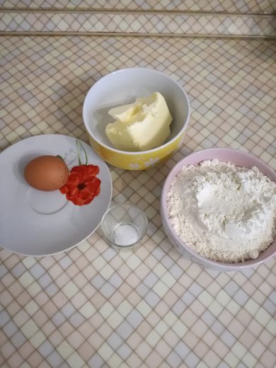 Пирог сметанный с грушами - Шаг 1