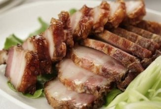 Сало в луковой шелухе