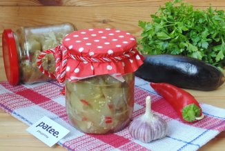 Баклажаны с чесноком и острым красным перцем