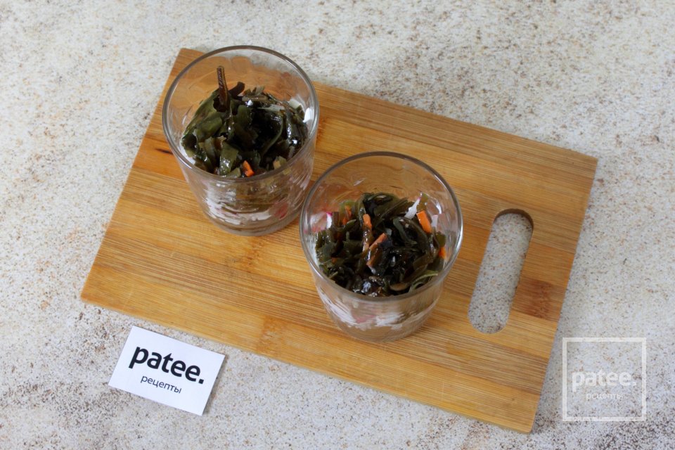 Салат с морской капустой и кальмарами - Шаг 10