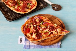 Пицца с сосисками