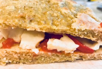 Овсяноблин с помидором и сыром