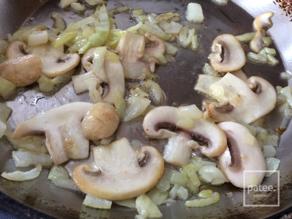 "Гренский" салат 🥗 🥖🧀 - Шаг 2