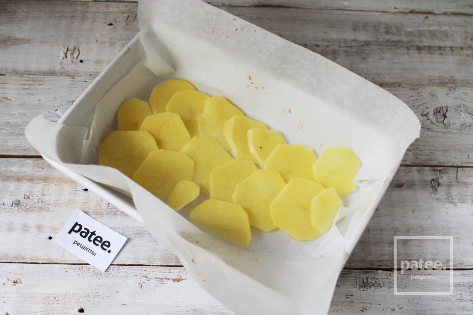 Горбуша с картошкой в духовке - Шаг 9