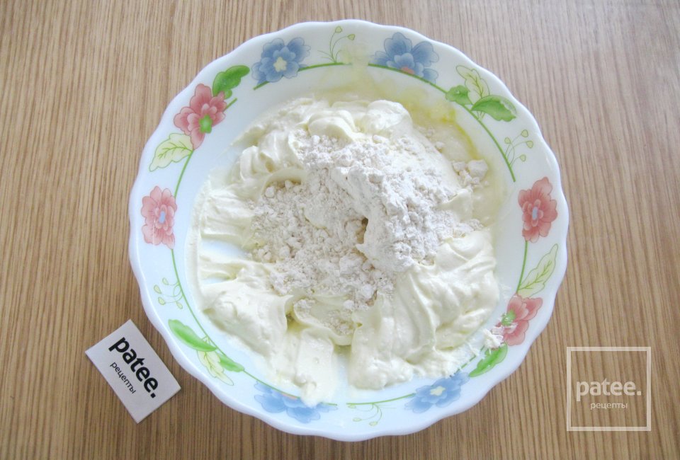 Творожная запеканка с яблоками - Шаг 9