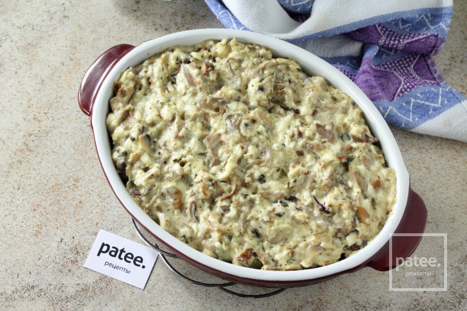 Картофель запеченный под сырно-грибным соусом - Шаг 14