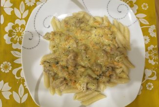 Куриные бедрышки в сметанном соусе