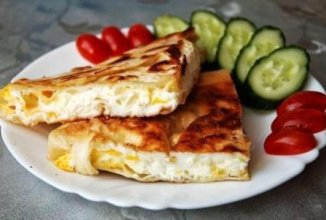 Яичница с сыром в лаваше