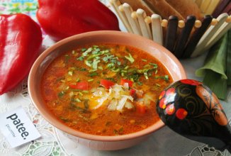 Щи с курицей и сладким перцем