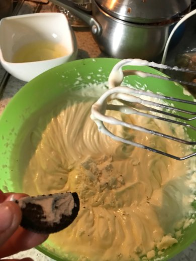 Чизкейк с брауни и Орео - Шаг 12