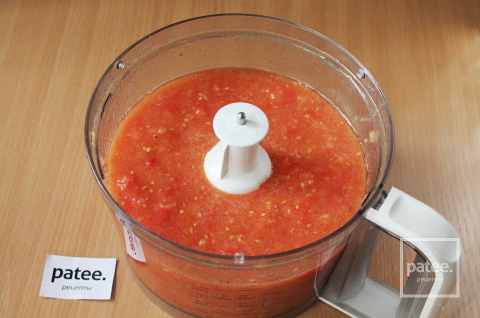 Сладкий кетчуп из помидоров с луком на зиму - Шаг 3