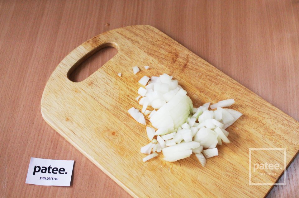 Сладкий кетчуп из помидоров с луком на зиму - Шаг 4