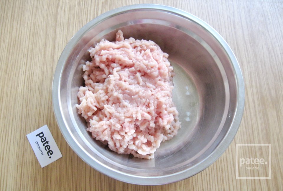 Фрикадельки с имбирем и чесноком запеченные в духовке - Шаг 2