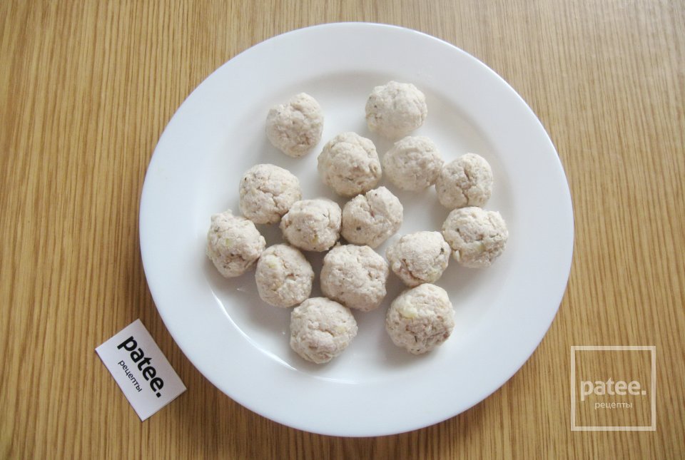 Фрикадельки с имбирем и чесноком запеченные в духовке - Шаг 11