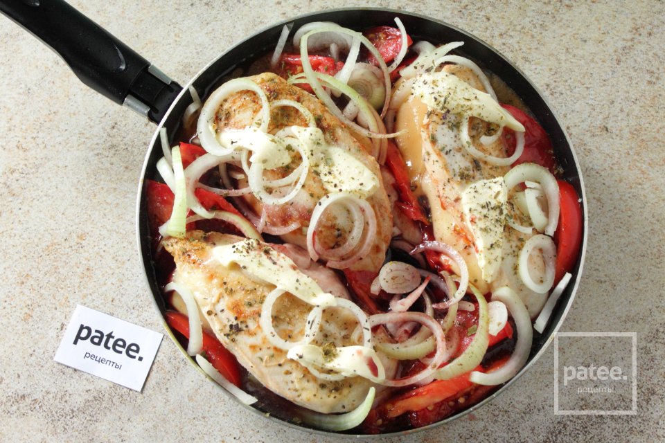 Куриное филе в вине, фаршированное сыром и помидорами - Шаг 13