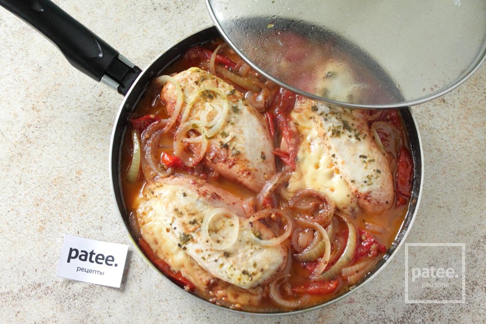 Куриное филе в вине, фаршированное сыром и помидорами - Шаг 14