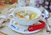 Суп с пельменями и грибами