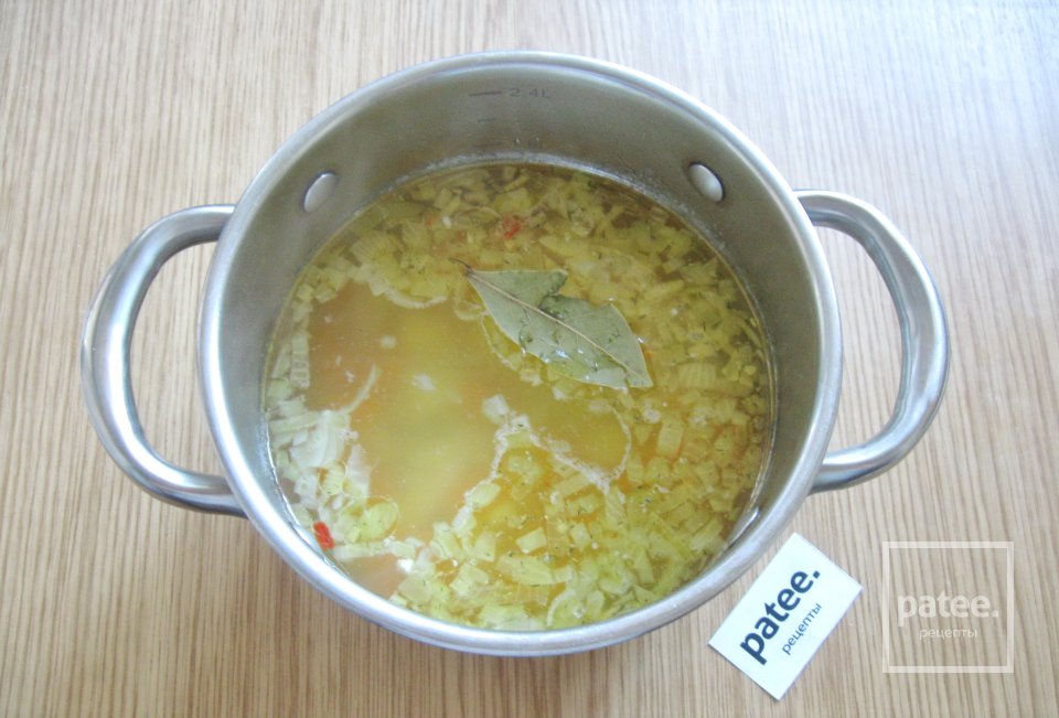 Суп с пельменями и грибами - Шаг 8